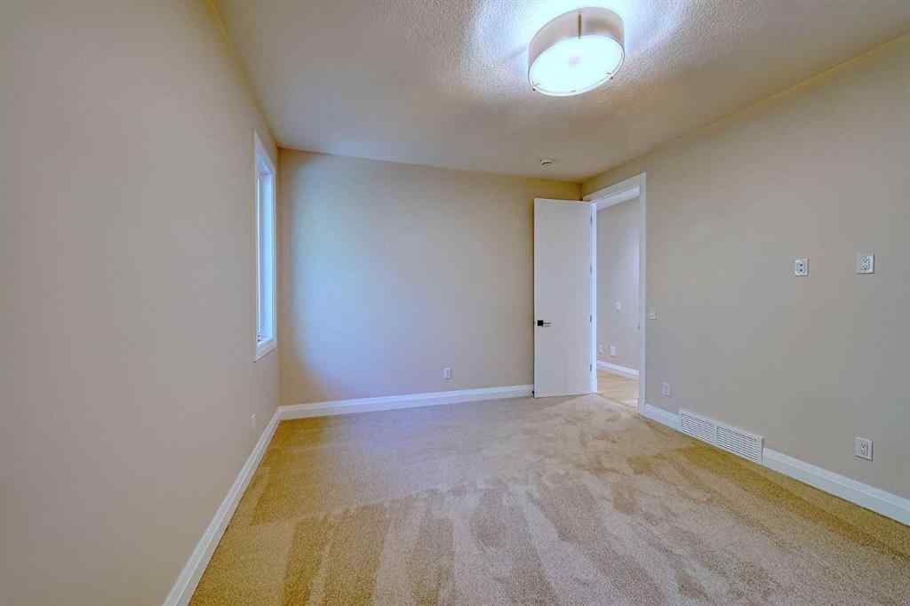 MLS® A2251697 - 5944 Bow Crescent NW in Bowness Calgary, Residential