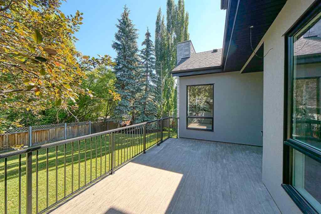 MLS® A2251697 - 5944 Bow Crescent NW in Bowness Calgary, Residential