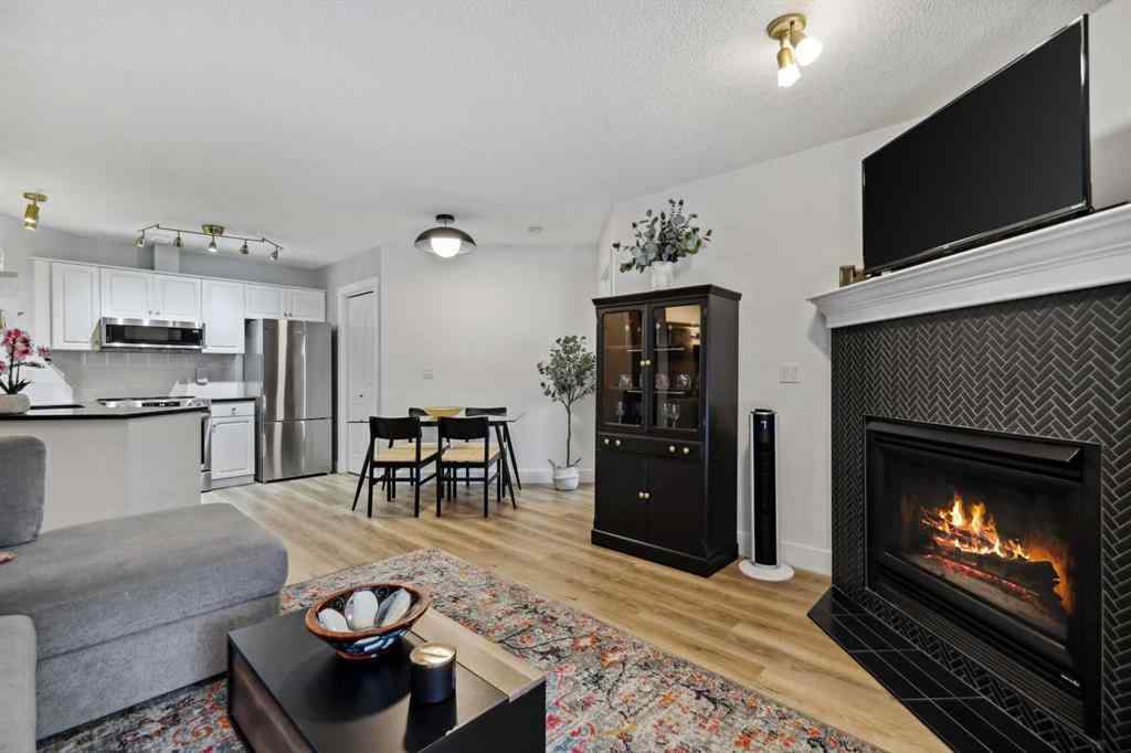 MLS® A2251699 - Unit #210 10 Sierra Morena Mews SW in Signal Hill Calgary, Residential