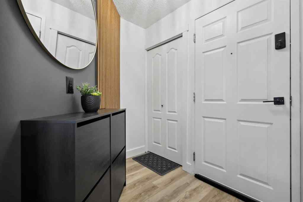 MLS® A2251699 - Unit #210 10 Sierra Morena Mews SW in Signal Hill Calgary, Residential