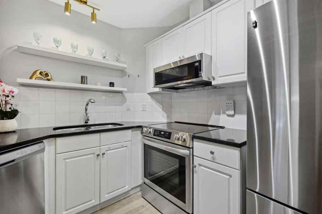 MLS® A2251699 - Unit #210 10 Sierra Morena Mews SW in Signal Hill Calgary, Residential