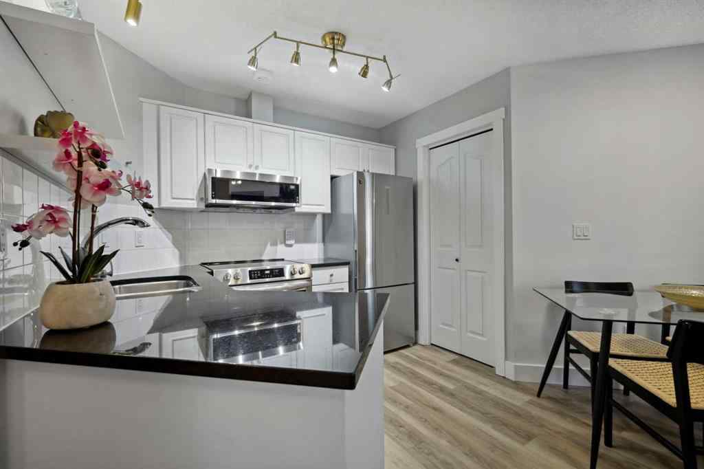 MLS® A2251699 - Unit #210 10 Sierra Morena Mews SW in Signal Hill Calgary, Residential
