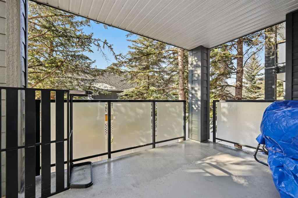 MLS® A2251699 - Unit #210 10 Sierra Morena Mews SW in Signal Hill Calgary, Residential