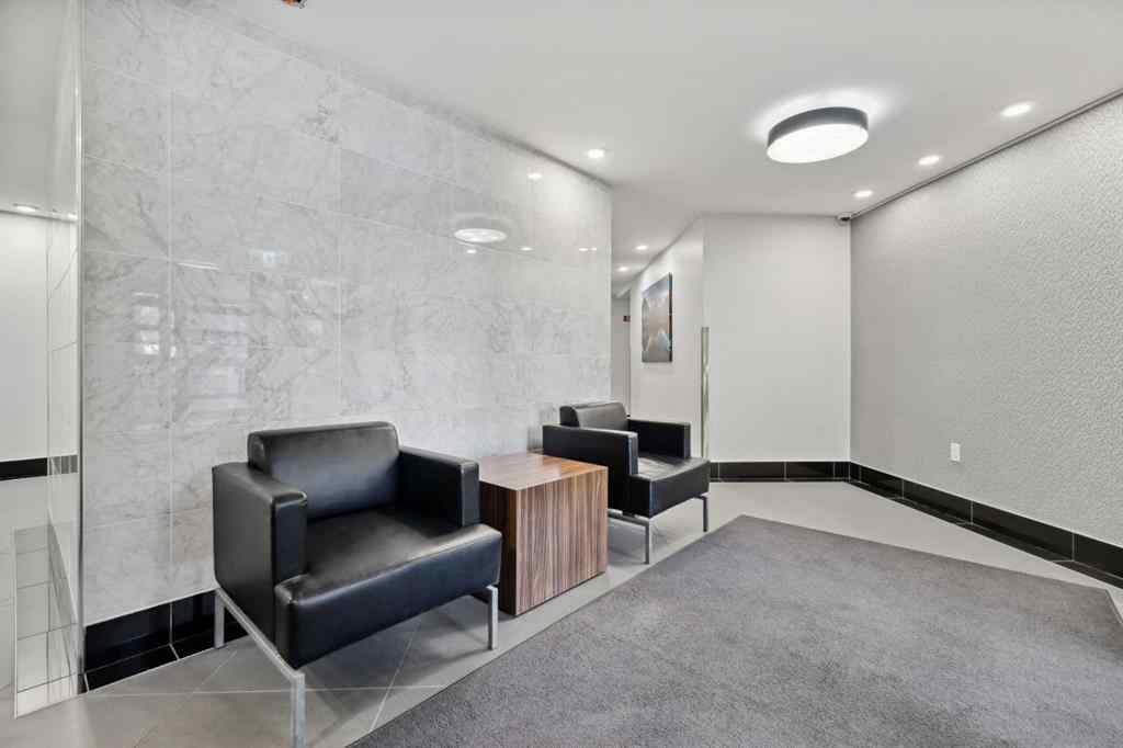 MLS® A2251699 - Unit #210 10 Sierra Morena Mews SW in Signal Hill Calgary, Residential