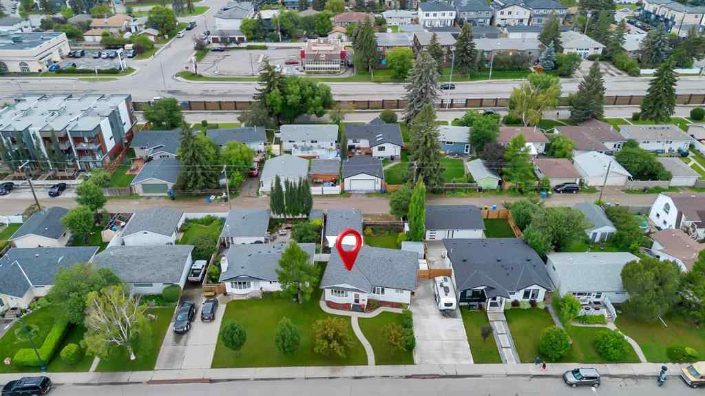 MLS® A2251701 - 17 Windermere Road SW in Wildwood Calgary, Residential