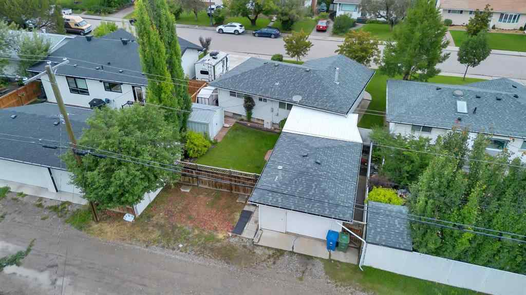 MLS® A2251701 - 17 Windermere Road SW in Wildwood Calgary, Residential
