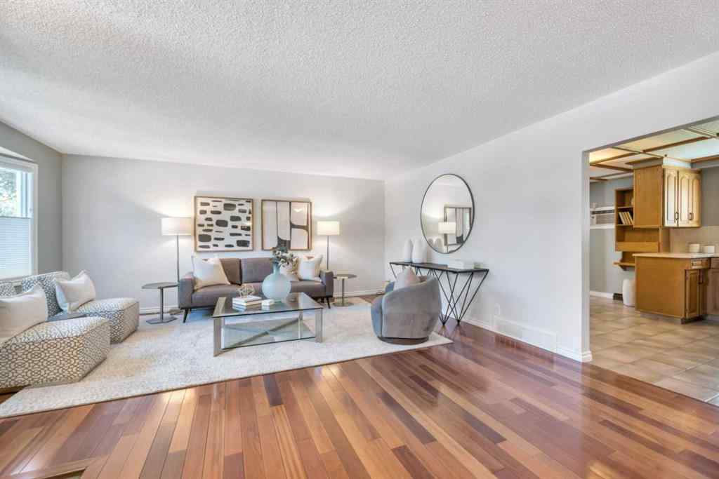 MLS® A2251701 - 17 Windermere Road SW in Wildwood Calgary, Residential