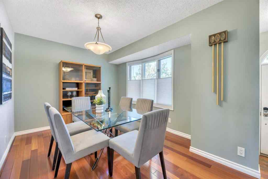 MLS® A2251701 - 17 Windermere Road SW in Wildwood Calgary, Residential