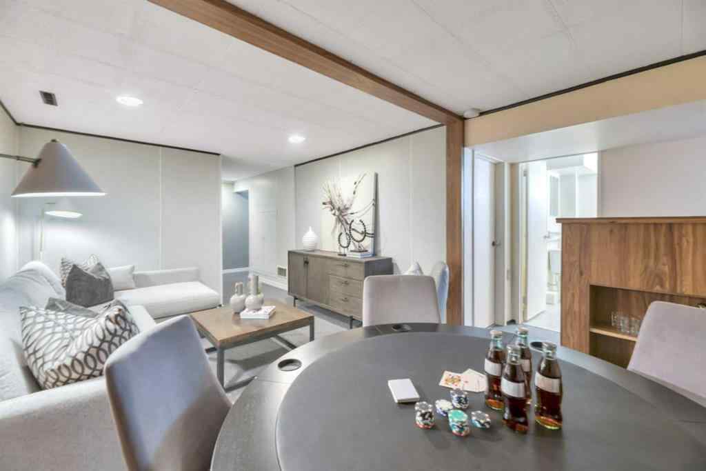 MLS® A2251701 - 17 Windermere Road SW in Wildwood Calgary, Residential