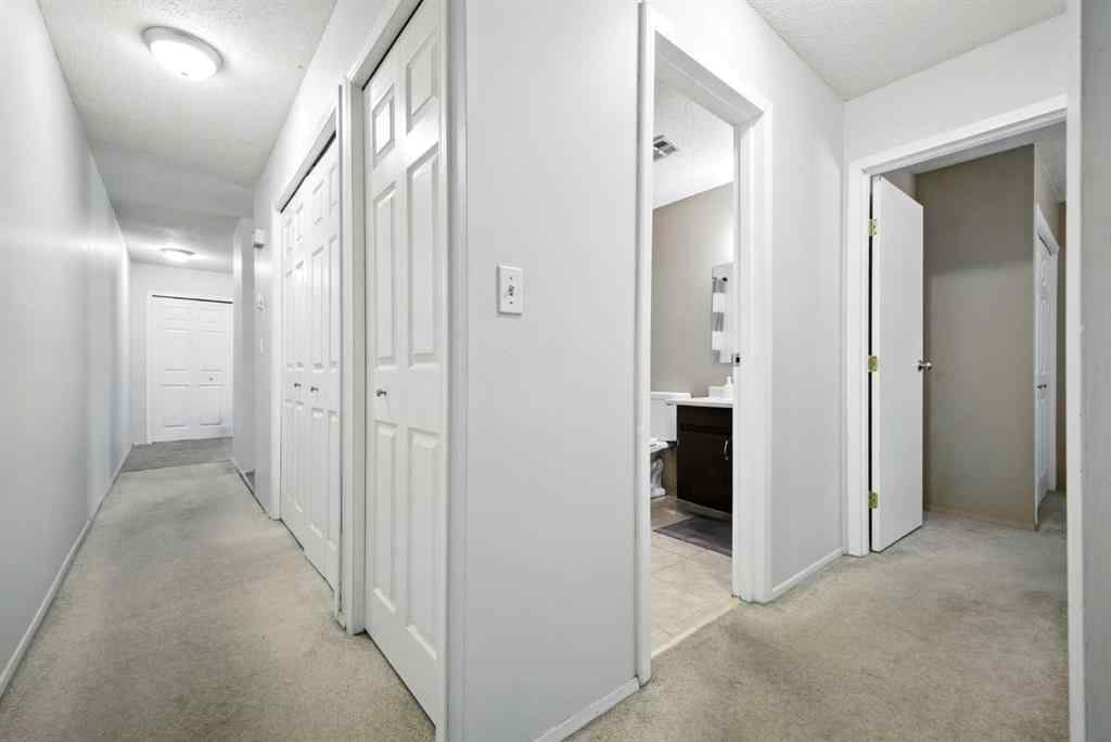 MLS® A2251702 - 4809 52 Street  in NONE Olds, Multi-Family