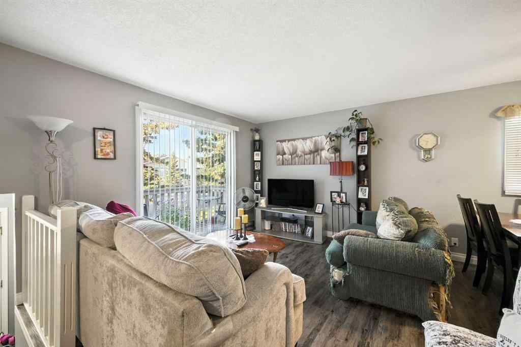 MLS® A2251702 - 4809 52 Street  in NONE Olds, Multi-Family
