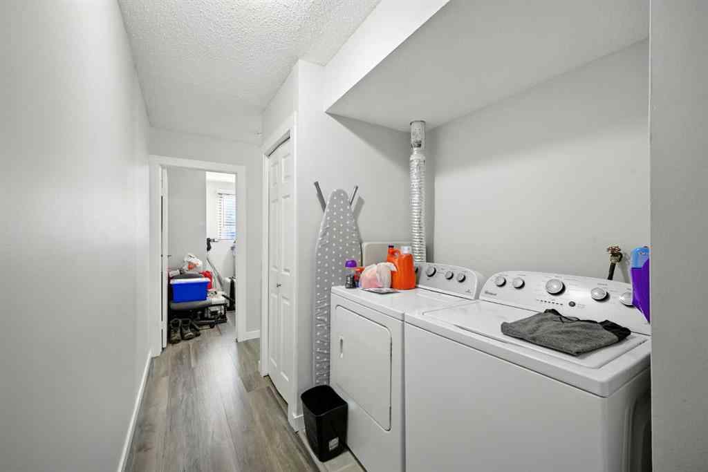 MLS® A2251704 - 4817 52 Street  in NONE Olds, Multi-Family