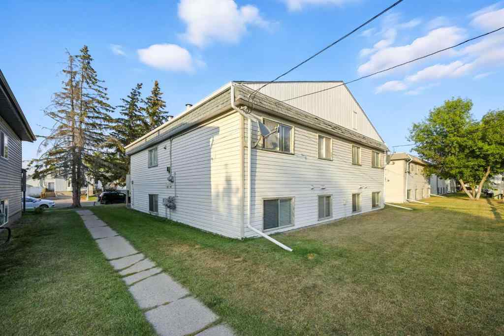 MLS® A2251704 - 4817 52 Street  in NONE Olds, Multi-Family