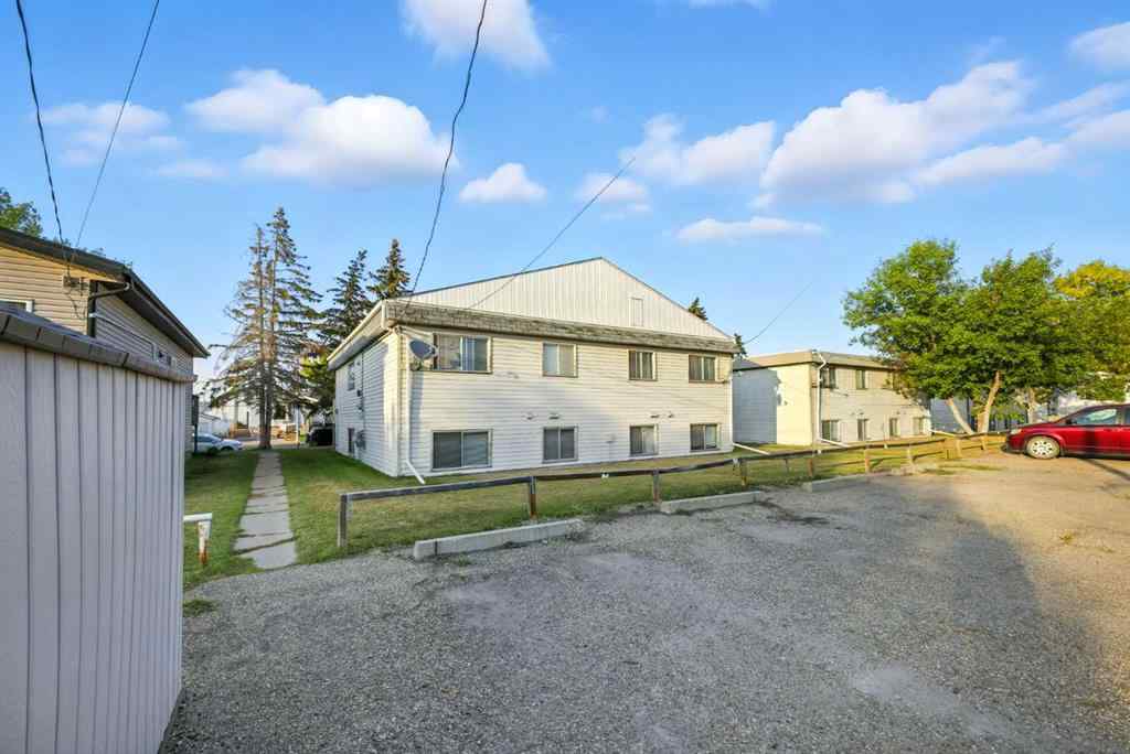MLS® A2251704 - 4817 52 Street  in NONE Olds, Multi-Family