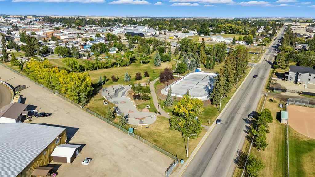 MLS® A2251704 - 4817 52 Street  in NONE Olds, Multi-Family
