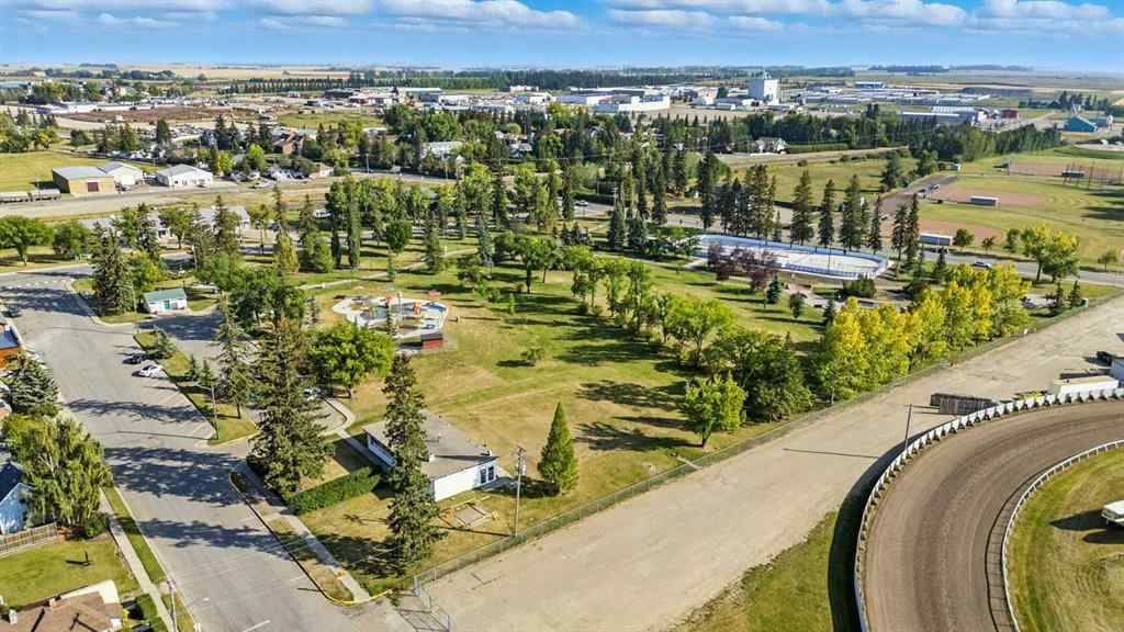 MLS® A2251704 - 4817 52 Street  in NONE Olds, Multi-Family