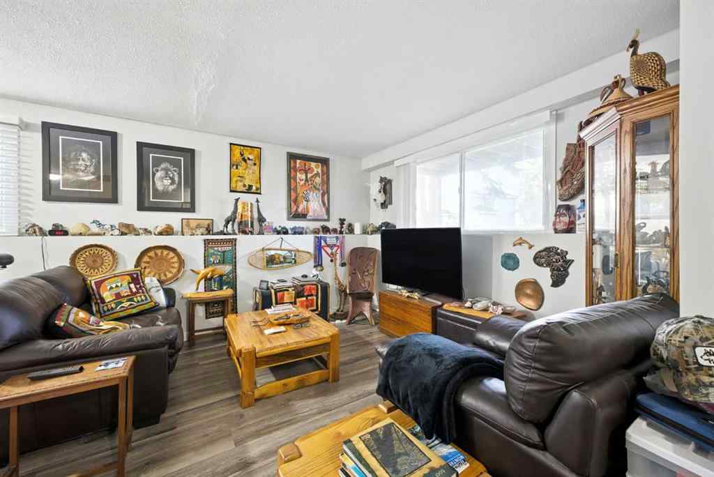 MLS® A2251704 - 4817 52 Street  in NONE Olds, Multi-Family