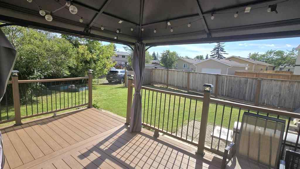 MLS® A2251705 - 32 Erin Mount Crescent SE in Erin Woods Calgary, Residential