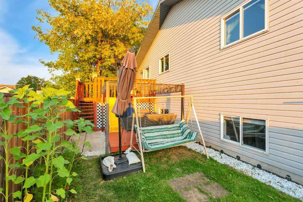 MLS® A2251708 - 14 Harper Drive  in Hewlett Park Sylvan Lake, Residential