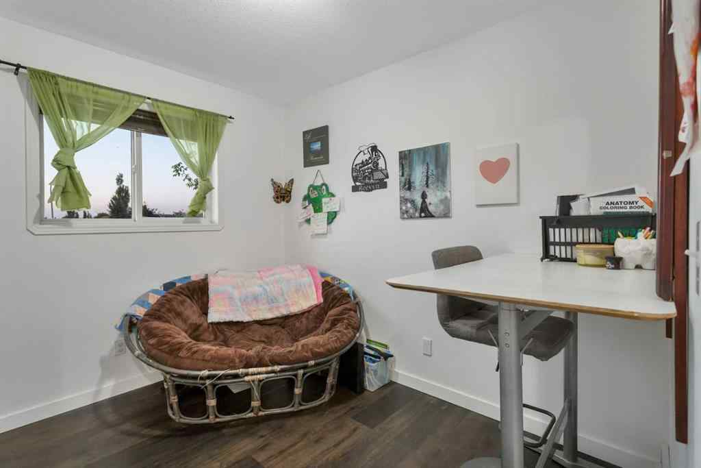 MLS® A2251708 - 14 Harper Drive  in Hewlett Park Sylvan Lake, Residential