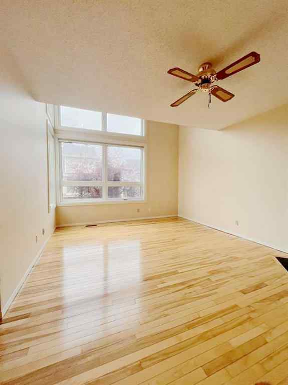 MLS® A2251709 - 33 Millrise Lane SW in Millrise Calgary, Residential