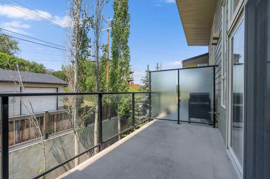 MLS® A2251713 - Unit #409 4303 1 Street NE in Highland Park Calgary, Residential