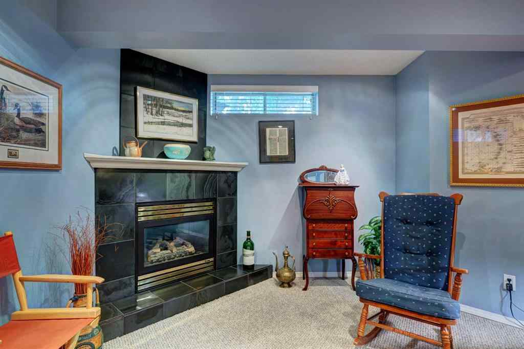 MLS® A2251723 - 23 Sierra Nevada Way SW in Signal Hill Calgary, Residential