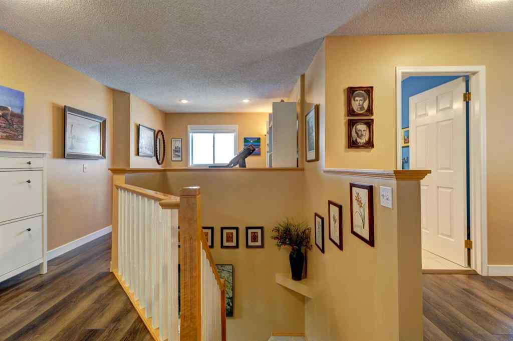 MLS® A2251723 - 23 Sierra Nevada Way SW in Signal Hill Calgary, Residential