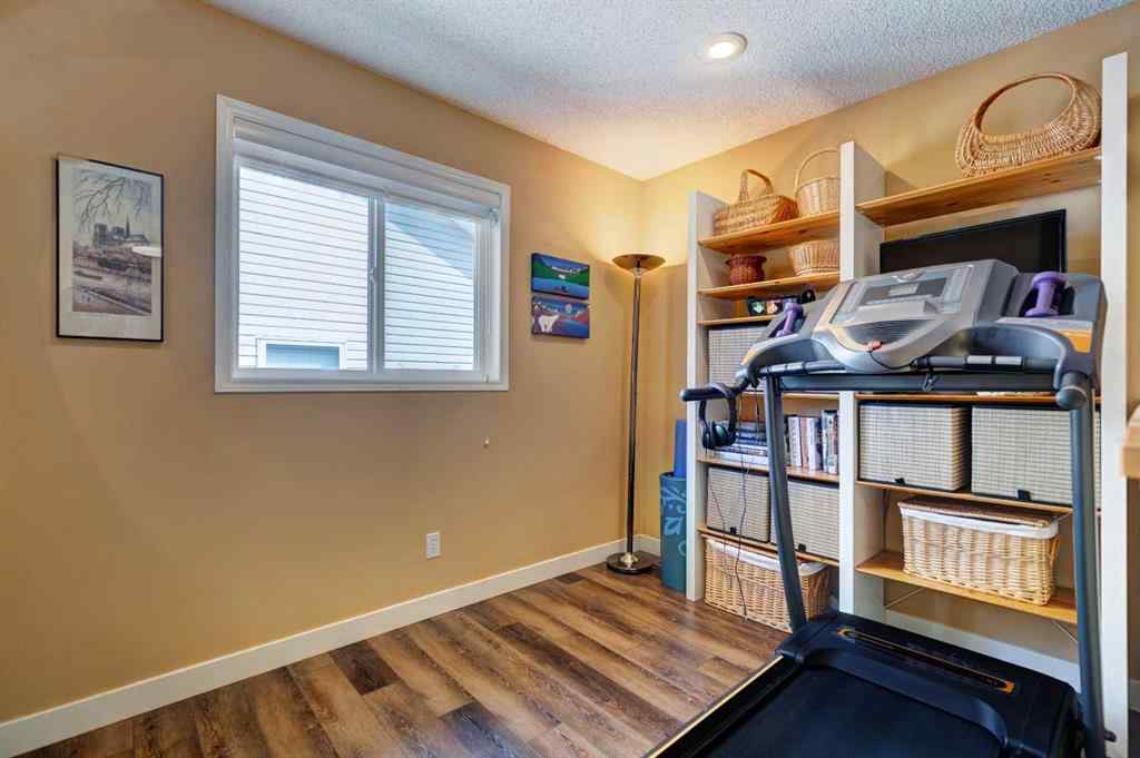 MLS® A2251723 - 23 Sierra Nevada Way SW in Signal Hill Calgary, Residential
