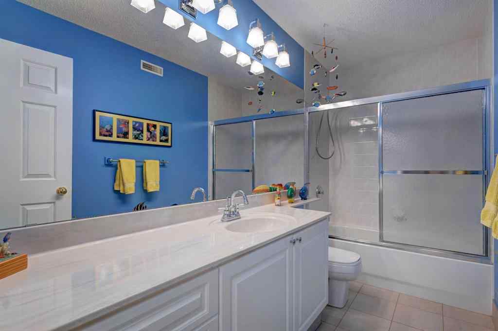 MLS® A2251723 - 23 Sierra Nevada Way SW in Signal Hill Calgary, Residential