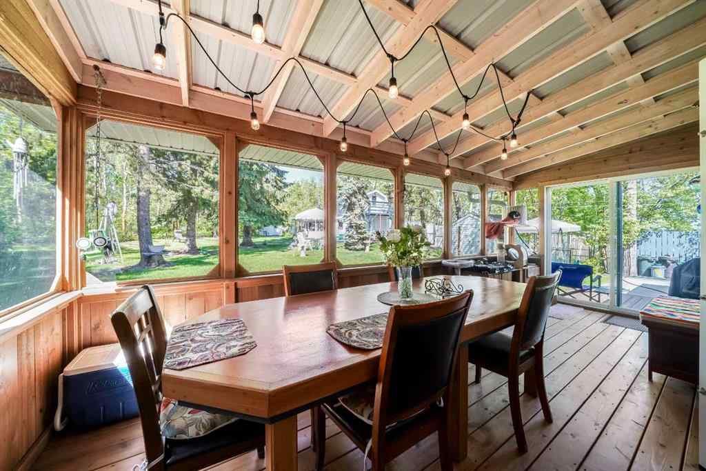 MLS® A2251725 - 4444 50 Street  in Downtown Sylvan Lake, Residential