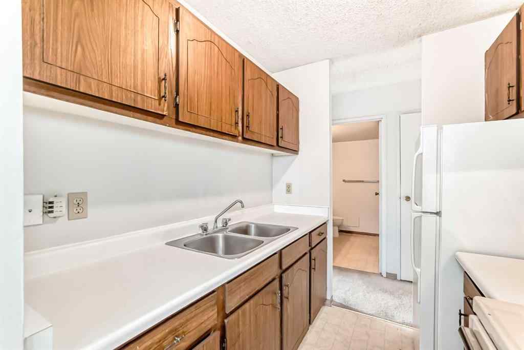 MLS® A2251729 - Unit #401 340 14 Avenue SW in Beltline Calgary, Residential