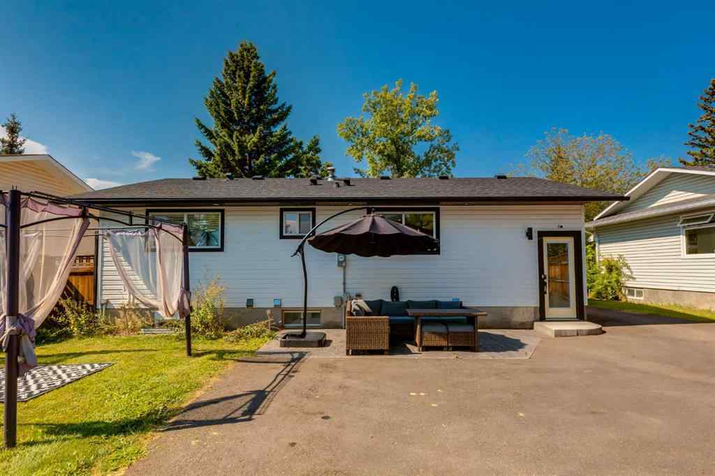MLS® A2251732 - 392 Cantrell Drive SW in Canyon Meadows Calgary, Residential