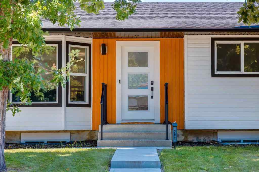 MLS® A2251732 - 392 Cantrell Drive SW in Canyon Meadows Calgary, Residential