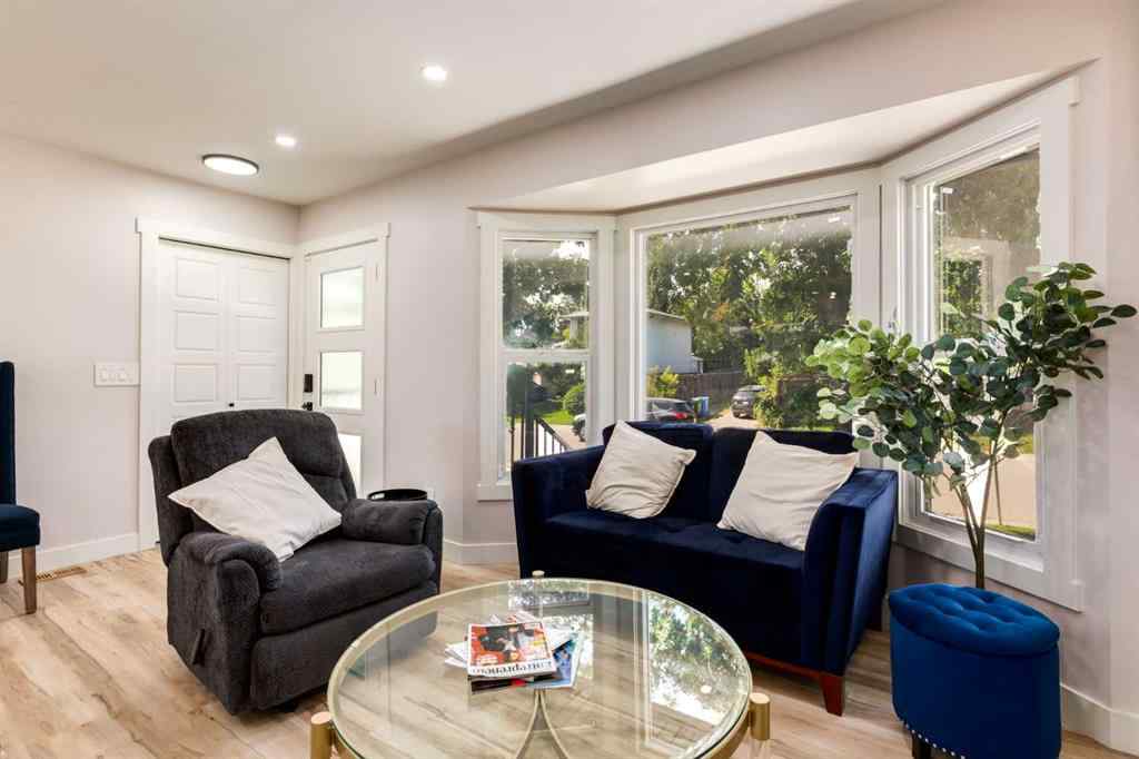 MLS® A2251732 - 392 Cantrell Drive SW in Canyon Meadows Calgary, Residential