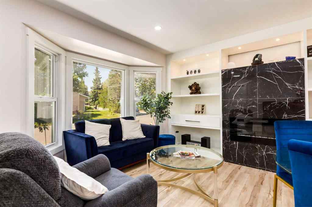 MLS® A2251732 - 392 Cantrell Drive SW in Canyon Meadows Calgary, Residential