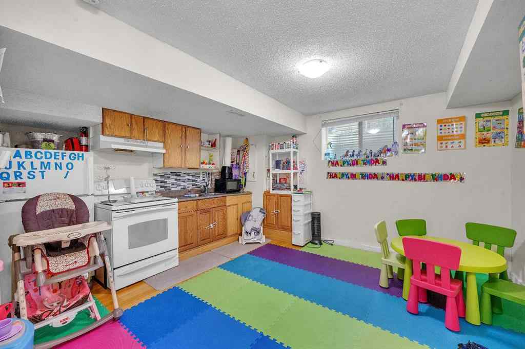 MLS® A2251752 - 143 Taralake Way NE in Taradale Calgary, Residential