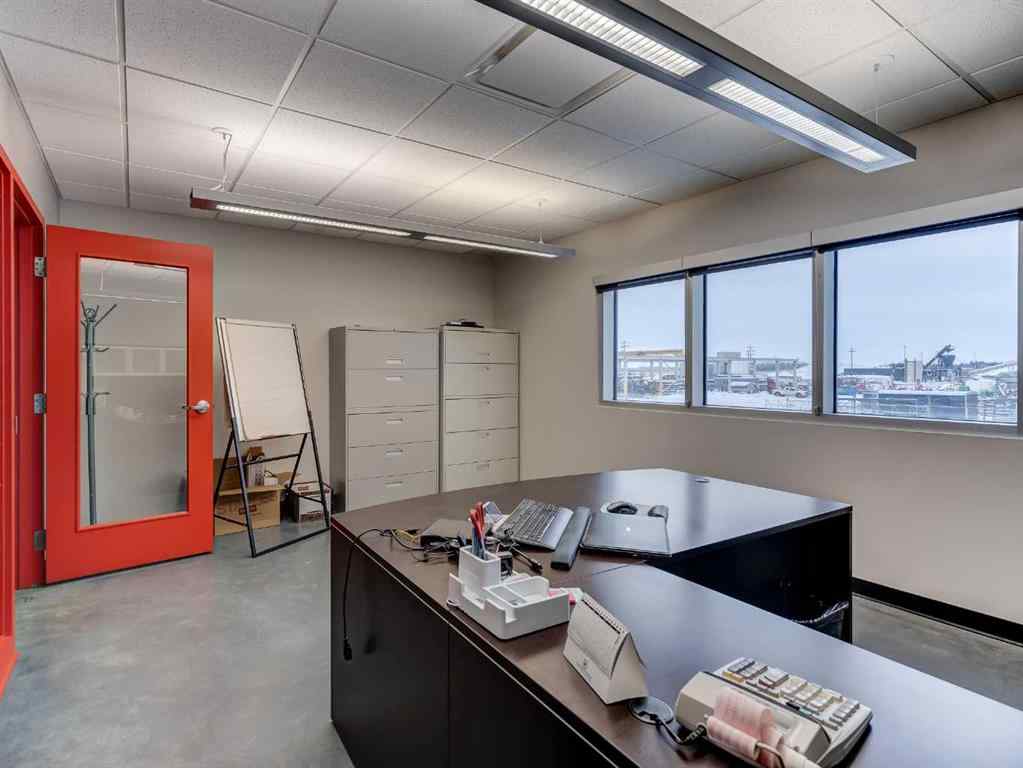MLS® A2251753 - Unit #2nd Floor 5531 70 Avenue  in Hill Industrial Lloydminster, Commercial