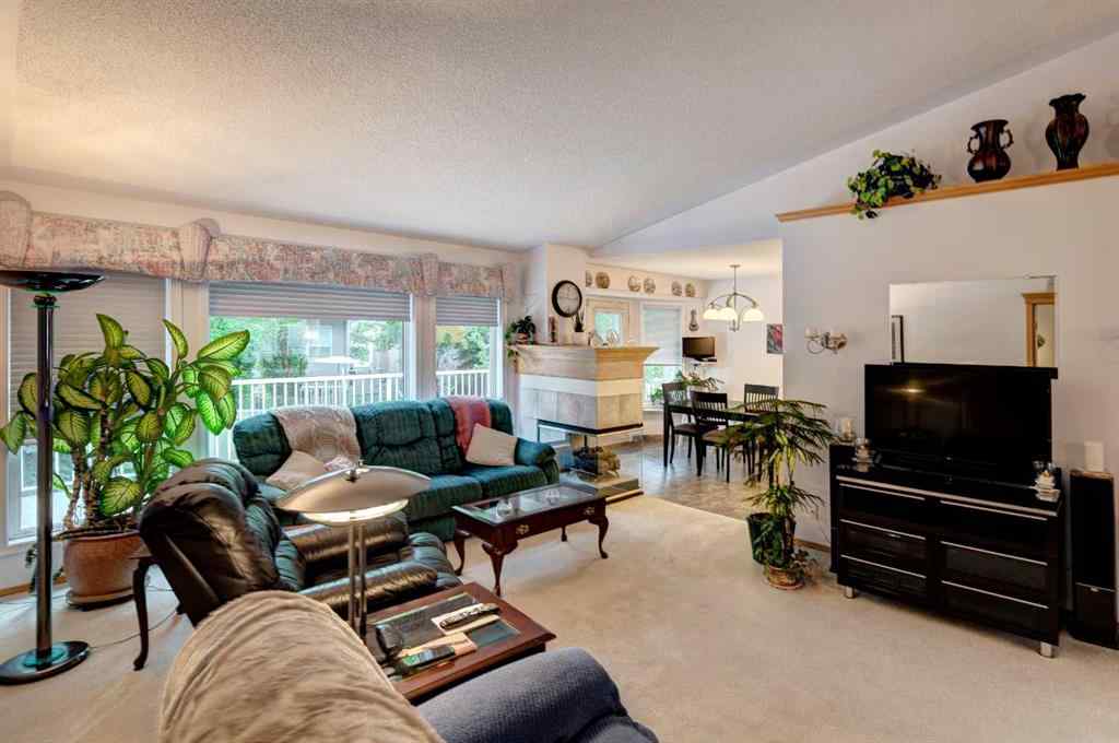 MLS® A2251754 - 62 Mt Mckenzie Villas SE in McKenzie Lake Calgary, Residential