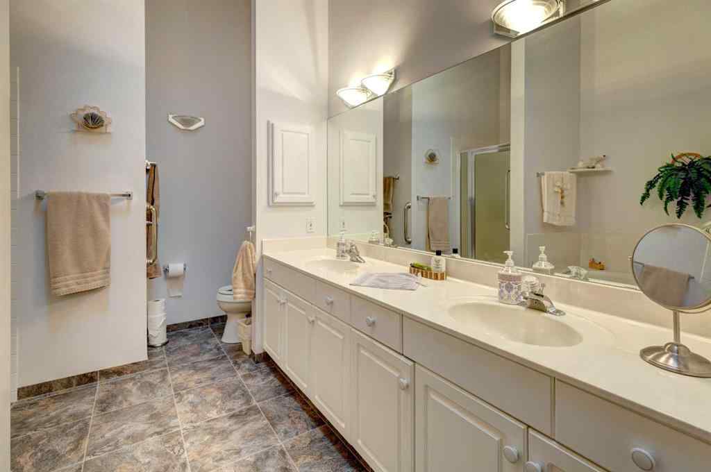 MLS® A2251754 - 62 Mt Mckenzie Villas SE in McKenzie Lake Calgary, Residential