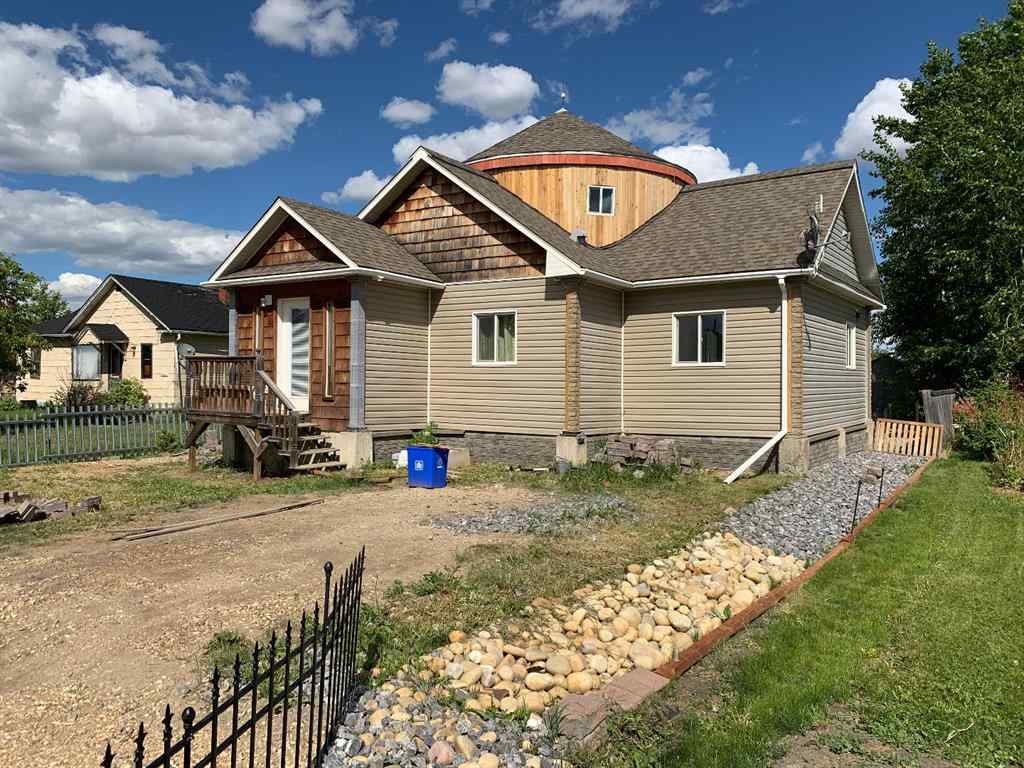 MLS® A2251760 - 4909 51 Street  in NONE Wanham, Residential