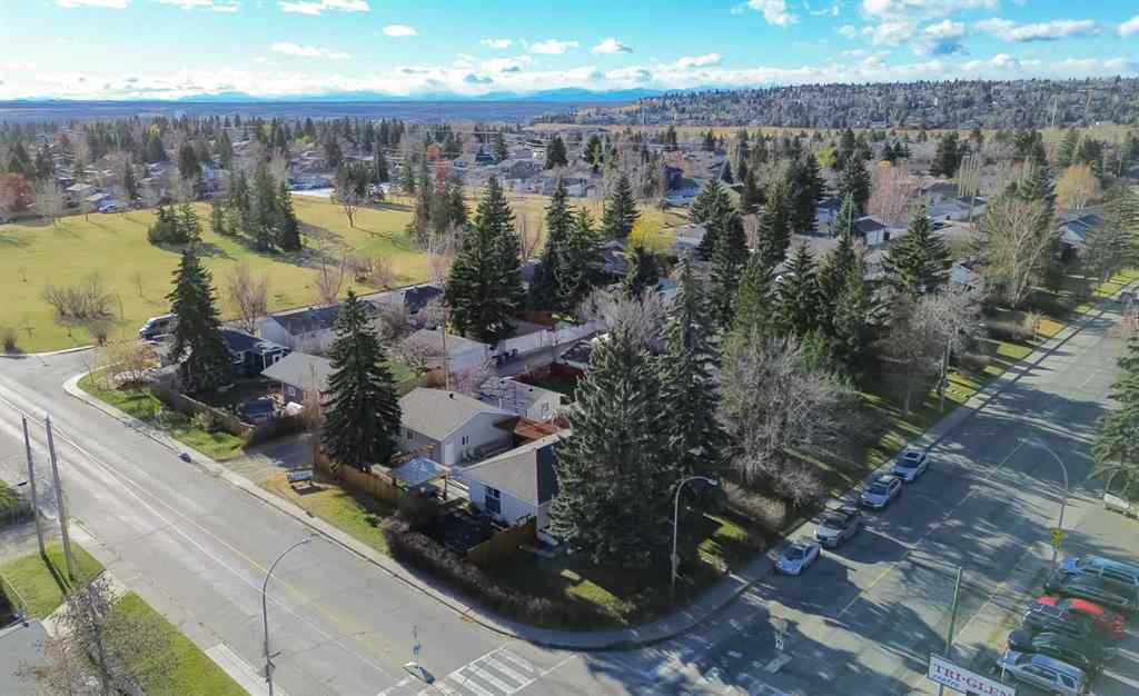 MLS® A2251761 - 4703 26 Avenue SW in Glenbrook Calgary, Residential