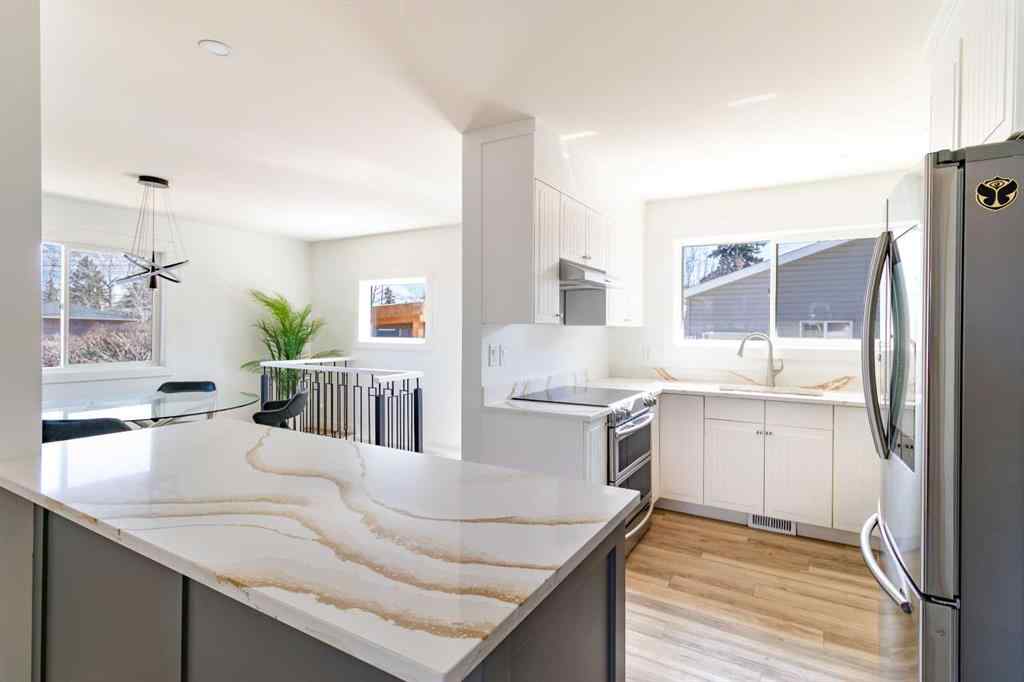 MLS® A2251761 - 4703 26 Avenue SW in Glenbrook Calgary, Residential