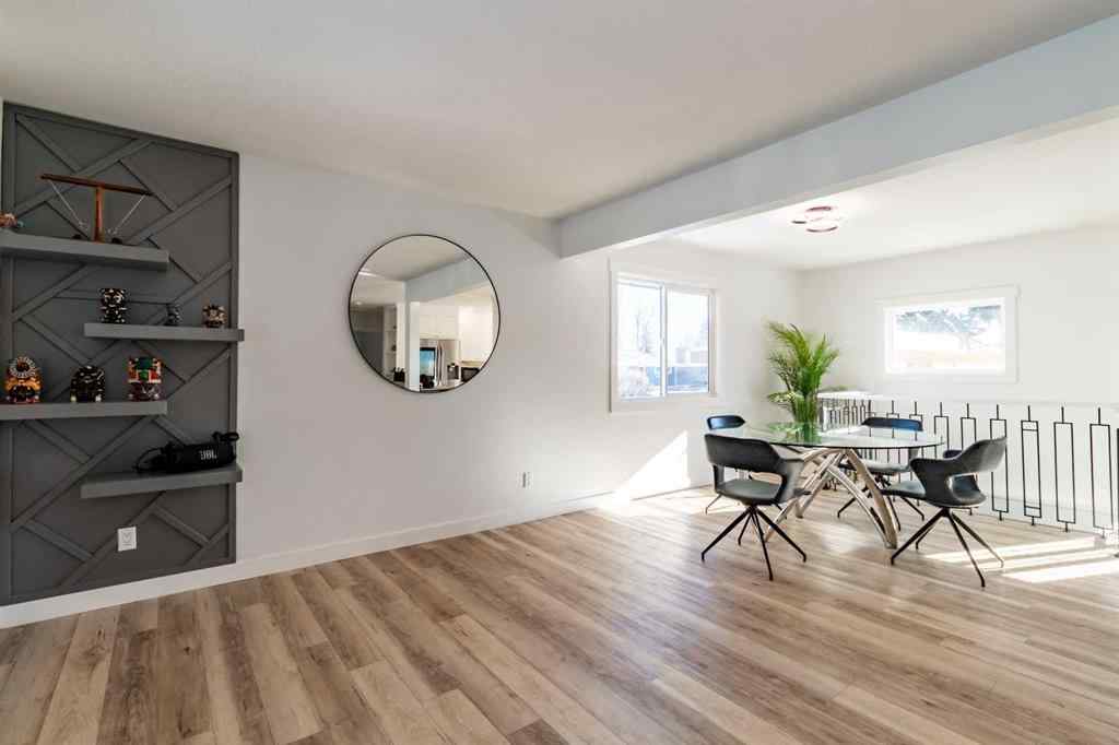 MLS® A2251761 - 4703 26 Avenue SW in Glenbrook Calgary, Residential