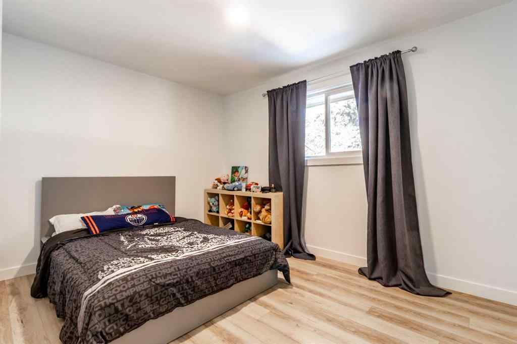 MLS® A2251761 - 4703 26 Avenue SW in Glenbrook Calgary, Residential