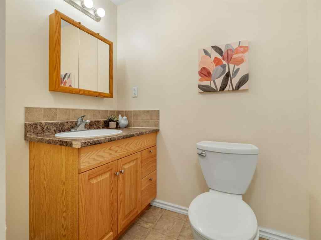 MLS® A2251762 - 347 Squamish Court W in Indian Battle Heights Lethbridge, Residential