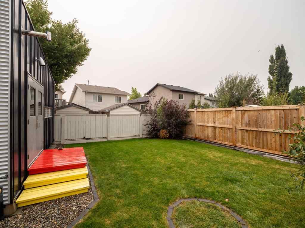 MLS® A2251762 - 347 Squamish Court W in Indian Battle Heights Lethbridge, Residential