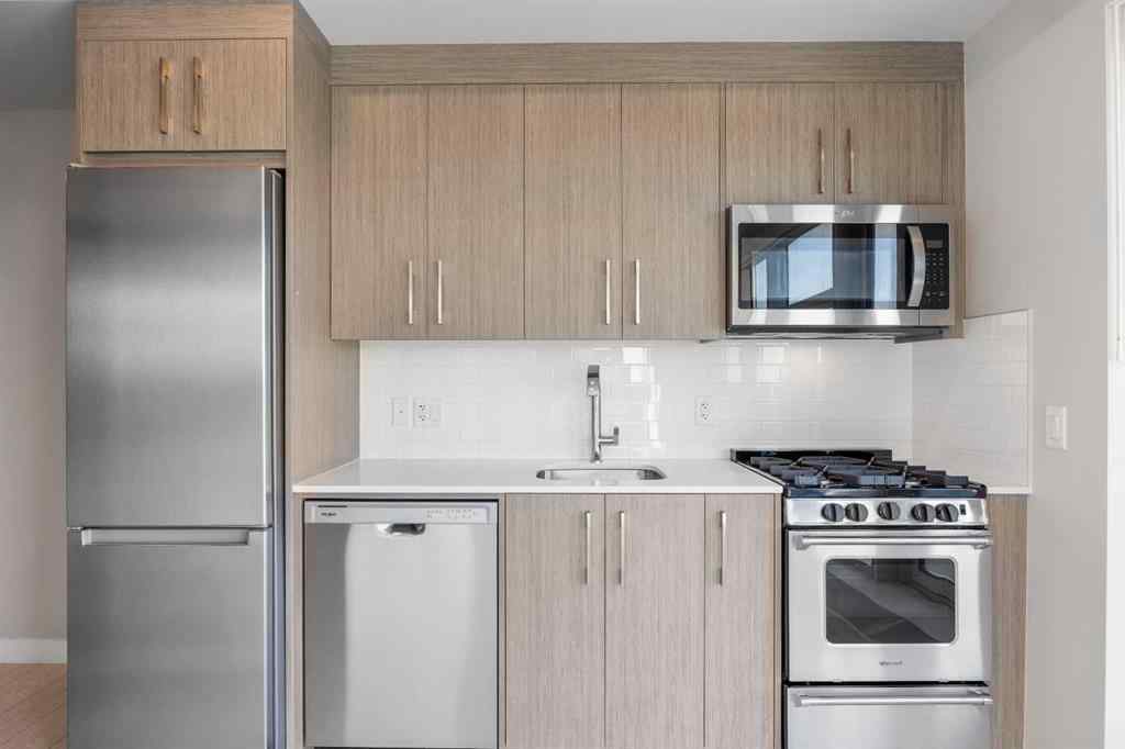 MLS® A2251767 - Unit #701 110 18A Street NW in West Hillhurst Calgary, Residential