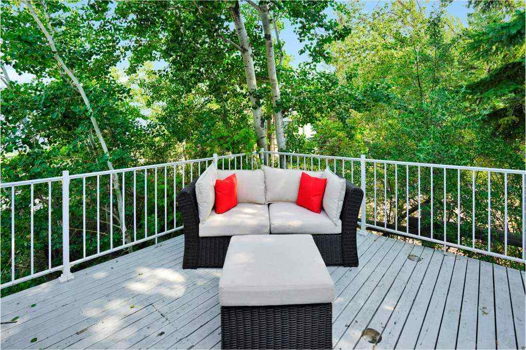 MLS® A2251768 - 34 Beach Street E in NONE Rochon Sands, Residential
