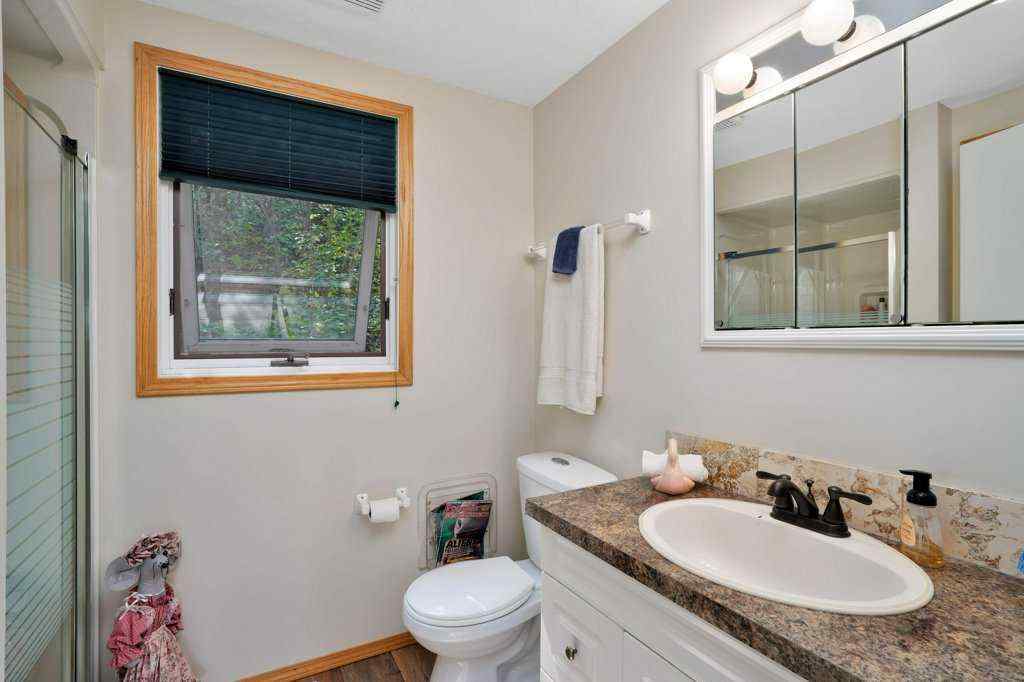 MLS® A2251768 - 34 Beach Street E in NONE Rochon Sands, Residential